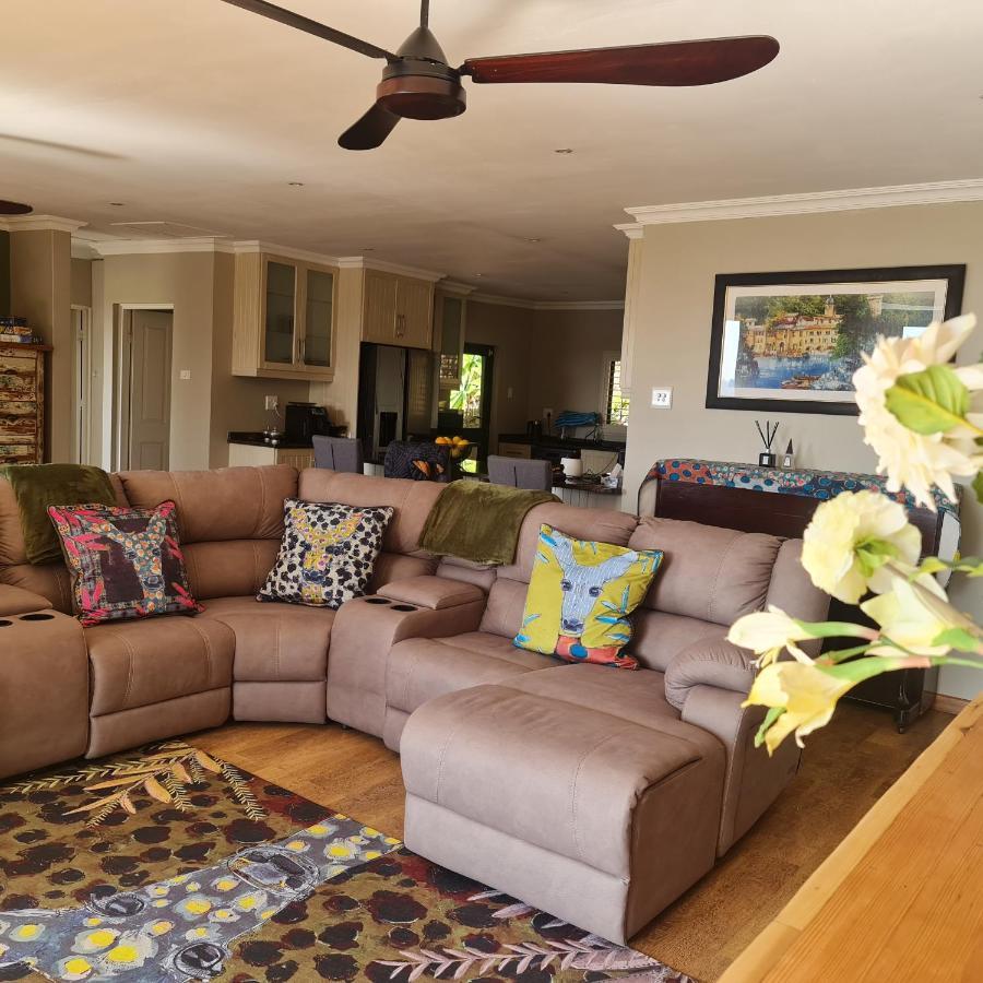Luxury Home With Breathtaking Views Of Champagne Valley Bergview 외부 사진