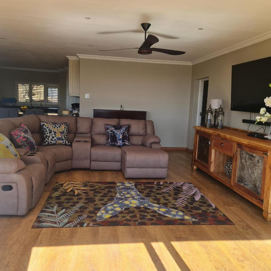 Luxury Home With Breathtaking Views Of Champagne Valley Bergview 외부 사진