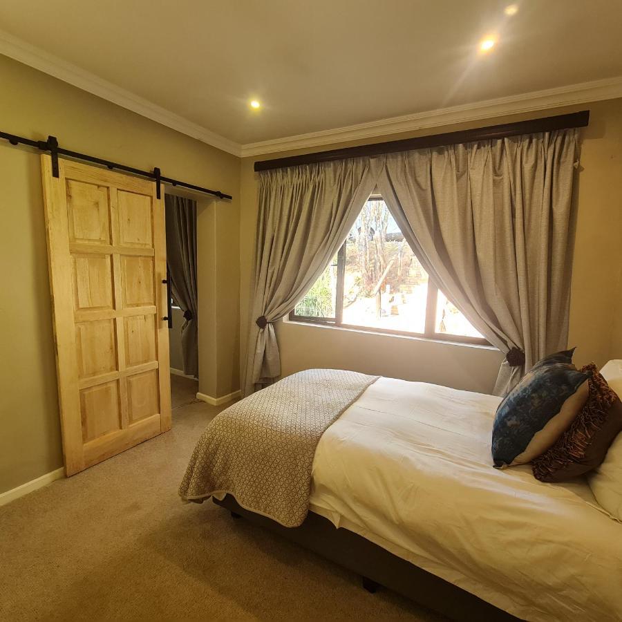 Luxury Home With Breathtaking Views Of Champagne Valley Bergview 외부 사진